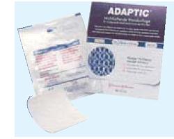 MEDICAZIONE NON ADERENTE STERILE APTIC MISURA 7,6X20,3CM 10 PEZZI - Farmafamily.it