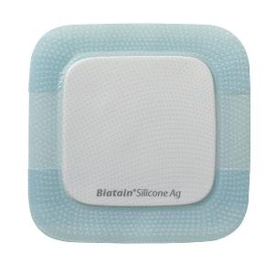 MEDICAZIONE BIATAIN IN SCHIUMA DI POLIURETANO A RILASCIO DI ARGENTO CON BORDO ADESIVO IN SILICONE 10X10 CM 5 PEZZI - Farmafamily.it