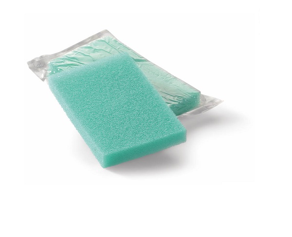 MEDICAZIONE ASSORBENTE IN POLIURETANO ESPANSO LIGASANO STRUTTURA A NIDO D'APE STERILE 15X10X1CM 5 PEZZI - Farmafamily.it