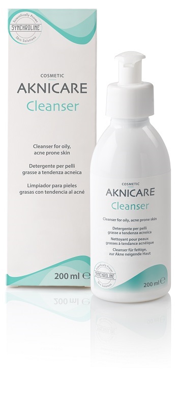 AKNICARE CLEANSER 200 ML - Farmafamily.it