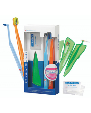 CURAPROX ORTHO KIT 1 SET COMPOSTO DA CS 5460 ORTHO+CS 1009 SINGLE+CPS ORTHO POCKET SET+ORTHO WAX - Farmafamily.it