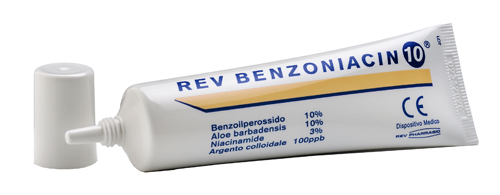 REV BENZONIACIN 10 CREMA 30 ML - Farmafamily.it
