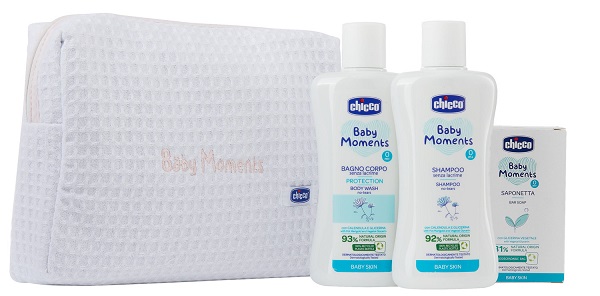 CHICCO BABY MOMENTS BEAUTY BAG W ZIP ROSA BAGNOSCHIUMA PELLI DELICATE 200 ML + SHAMPOO PELLI DELICATE 200 ML + SAPONE SOLIDO PELLI DELICATE 100 G - Farmafamily.it