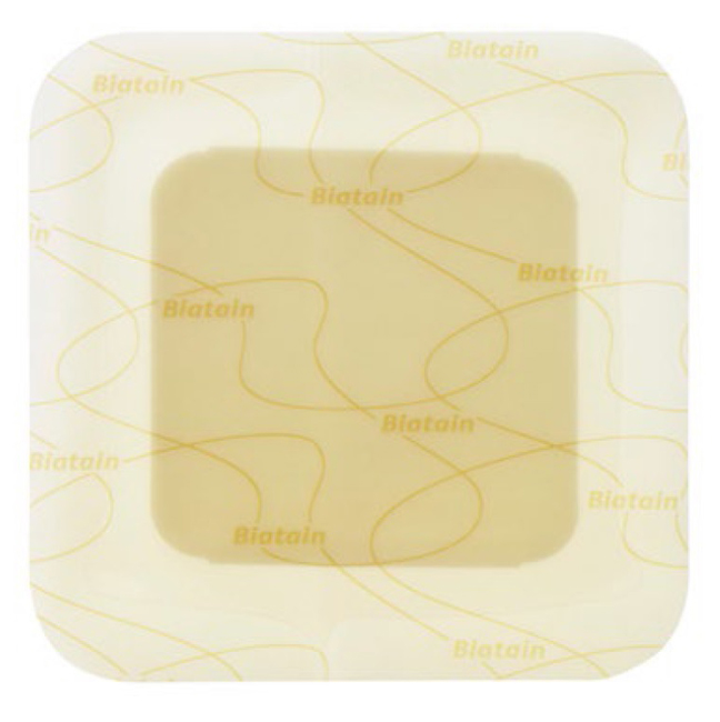 MEDICAZIONE BIATAIN ADHESIVE P 10X10 CM 10 PEZZI - Farmafamily.it
